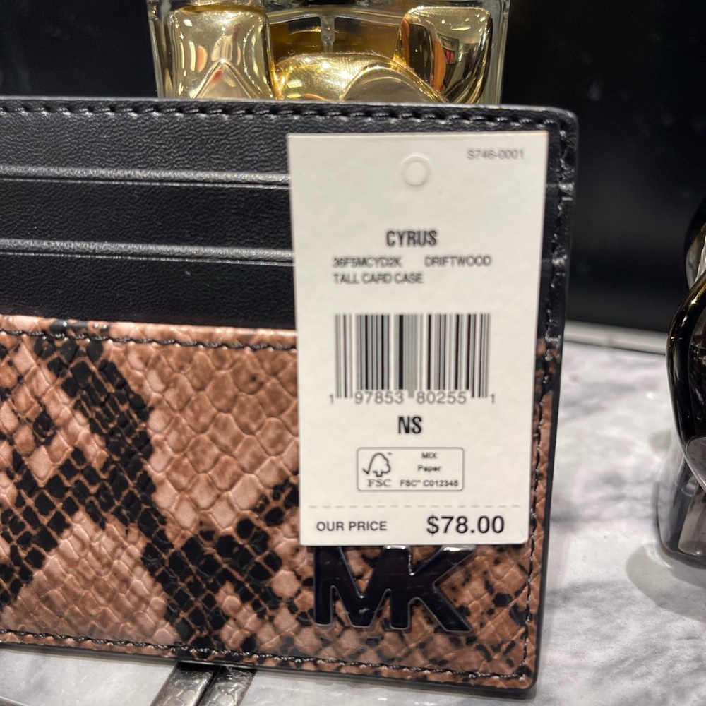 MICHAEL KORS Cyrus Snake Embossed Tall Card Case
Driftwood 
NWT - Picture 16 of 16